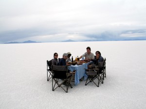 CHI EXPLORA Travesias Bolivia table salt flat.jpg (12890 bytes)