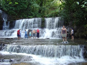 COL Santander waterfalls.jpg (30513 bytes)