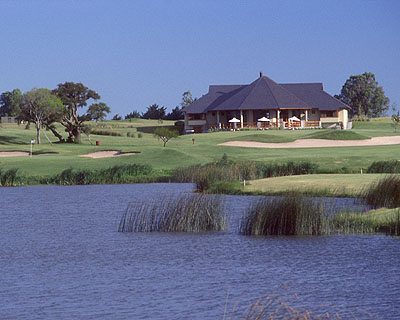 URU 4Seasons golf 2.jpg (39806 bytes)